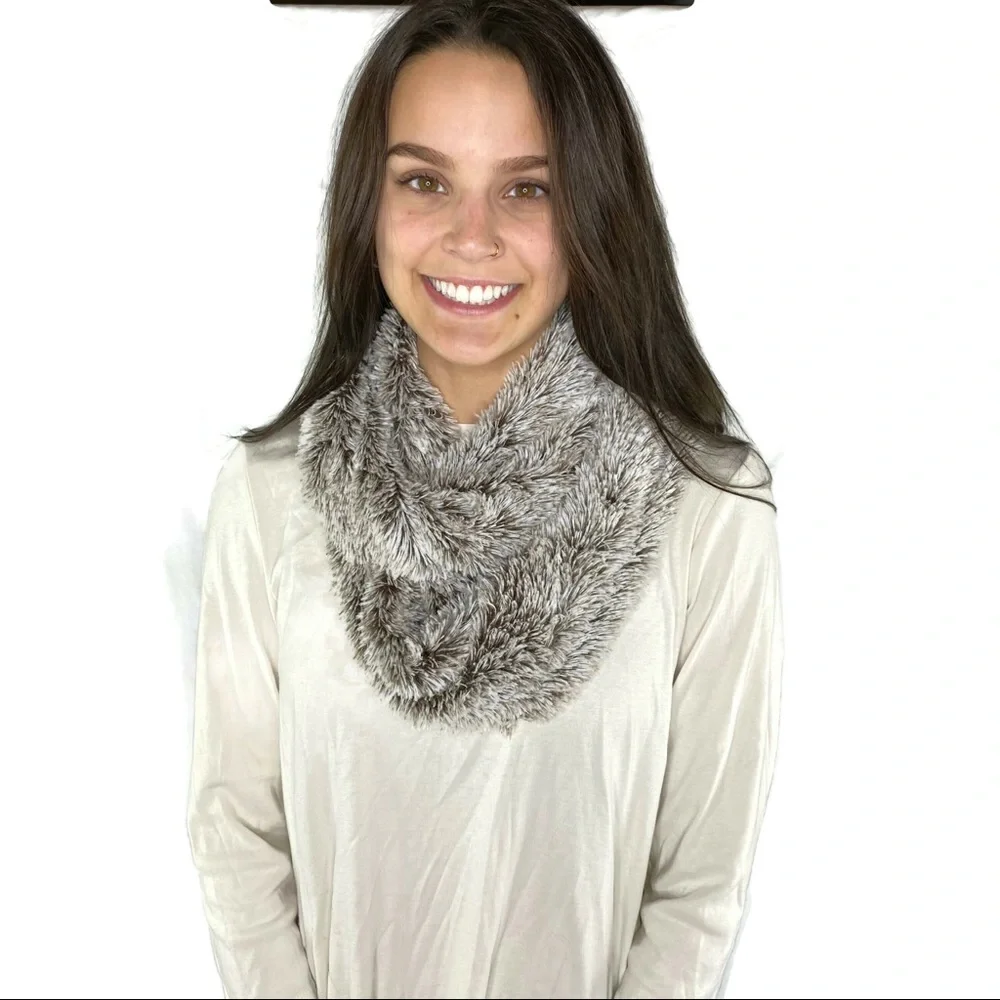 Faux Fur dual sided Infinity Scarf White w/Brown